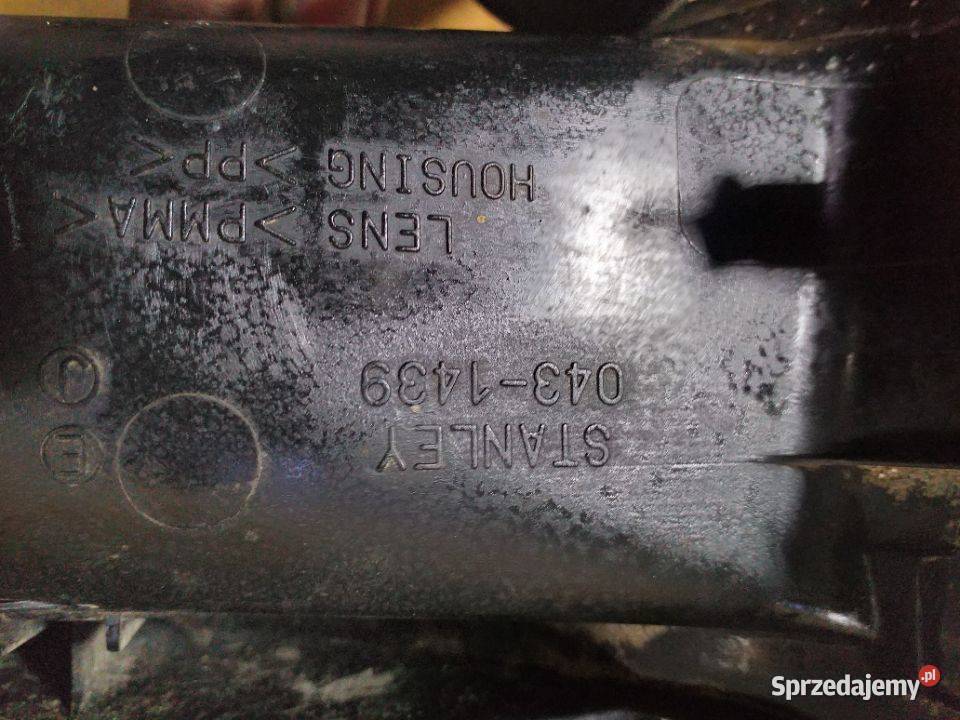 149G MAZDA 323 Lampa tylna lewa prawa Oryginał Części samochodowe świętokrzyskie Włoszczowa