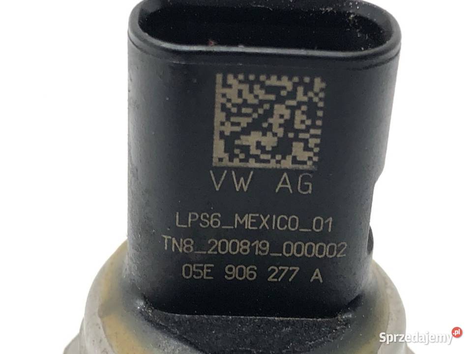 CZUJNIK CIŚNIENIA OLEJU VW GOLF VII 05E906277A podkarpackie sprzedam