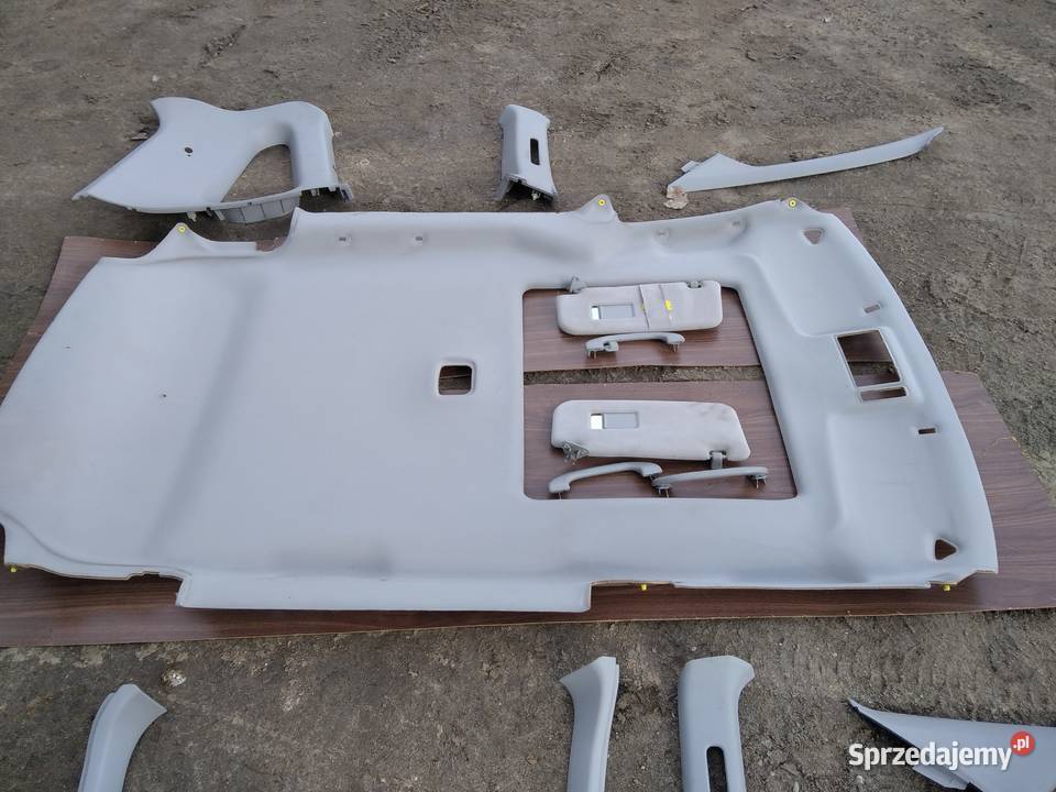 Osłona słupków plastiki podsufitka Mitsubishi Rok produkcji 2000 Krośniewice sprzedam