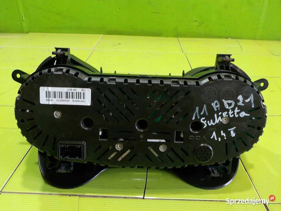 ALFA ROMEO GIULIETTA 10r 14 T licznik zegary Suków