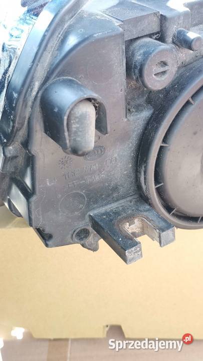 Lampy przednie lewaprawa Audi A3 8P lift II Byczyna