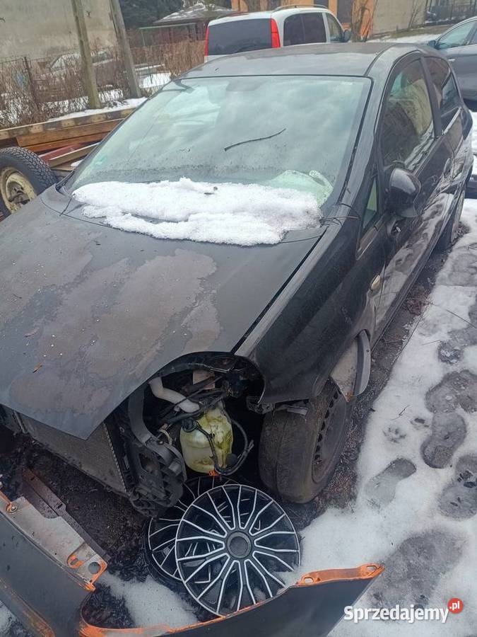 Uszkodzony Fiat Grande Punto śląskie Sosnowiec