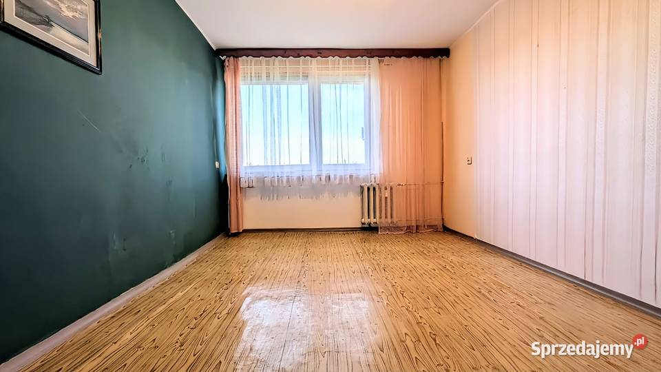 2 pokoje 367 m 3 piętro Olesno Kościuszki piwnica