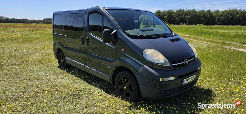 Opel vivaro 19 CDTI 2004R 259 przebiegu Ładny grafitowy Majdan Górny