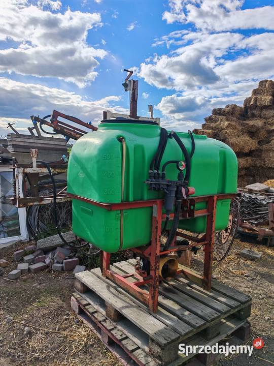 Sprzedam opryskiwacz Trębaczów