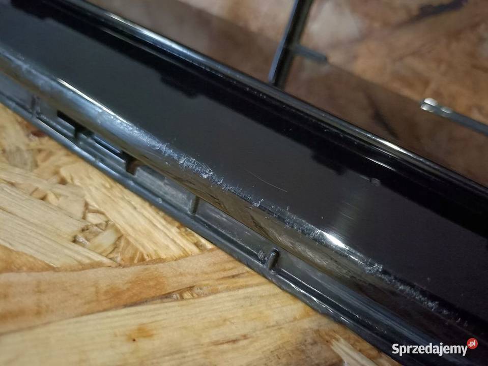 FORD KUGA MK3 STLINE KRATKA DOLNA ZDERZAK PRZÓD osobowe Pleszew