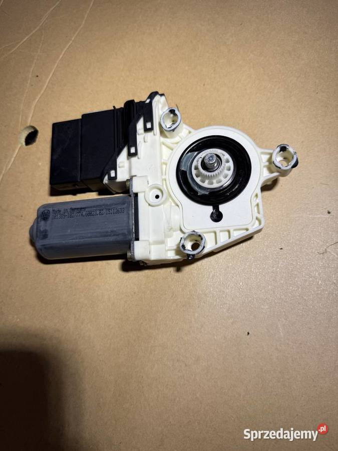 vw golf 4 silniczek podnośnika lewy tył Bielsko-Biała