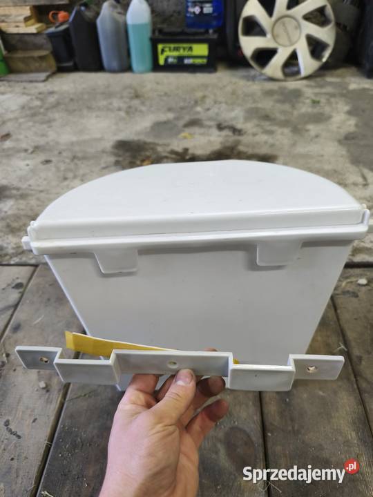 Śmietnik do kamperprzyczepa Kiekrz