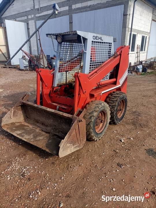 Miniladowarka Gehl 4610 bobcat poziomowanie nieuszkodzony Pierzchnica sprzedam