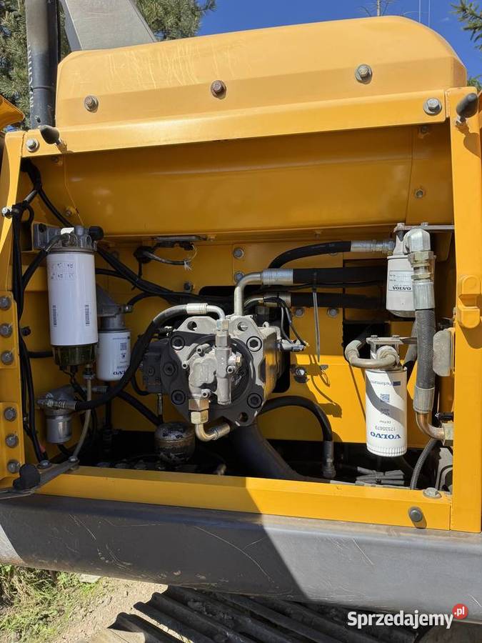 Kopara gąsienicowa VOLVO EC 220DL 2013R Promocja Rok produkcji 2013 Źródła