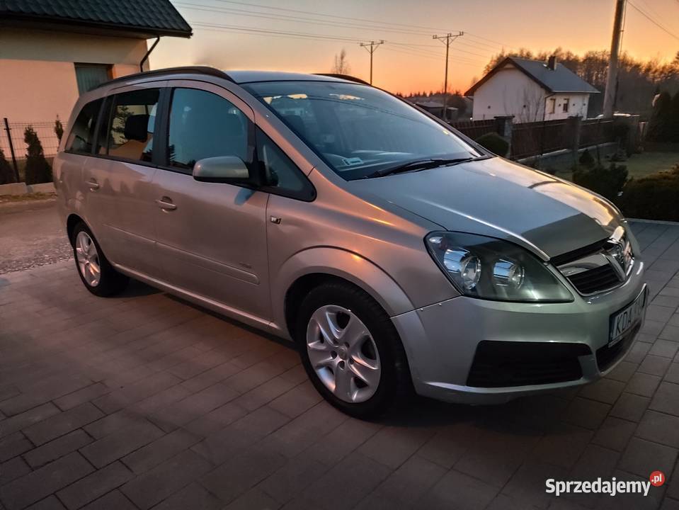 Sprzedam opel Zafira 7 osobowy Anglik Zafira