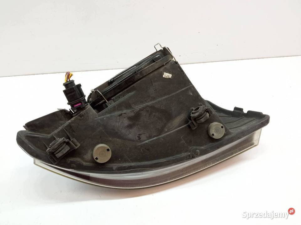 LAMPA PRZÓD LEWA EU 6L1941021A Seat Ibiza III osobowe Lampy przednie sprzedam