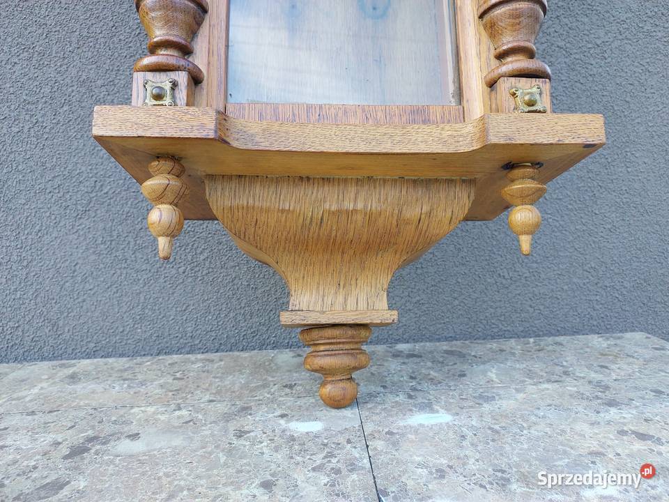 Szafka witrynka kapliczka ze skrzyni starego Tczew