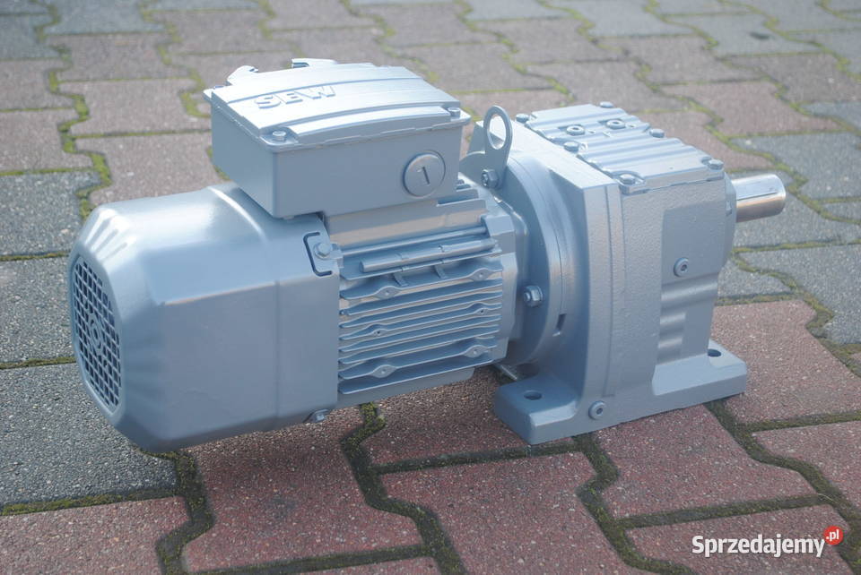 Motoreduktor 075kw 17obrmin SEW Kargowa
