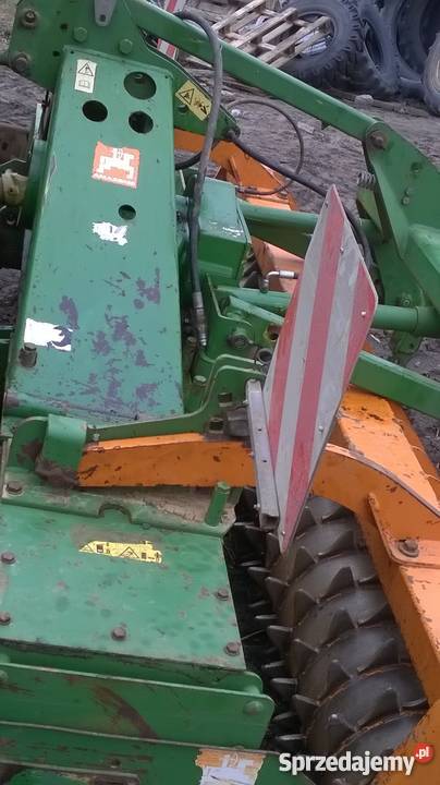 brona aktywna amazone ke 303 z wałem pakera 3m Kolonia Bodzanowska sprzedam