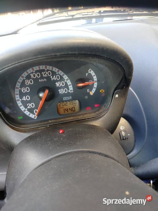 Sprzedam Fiata Seicento 11 auto sprawne Dębówka