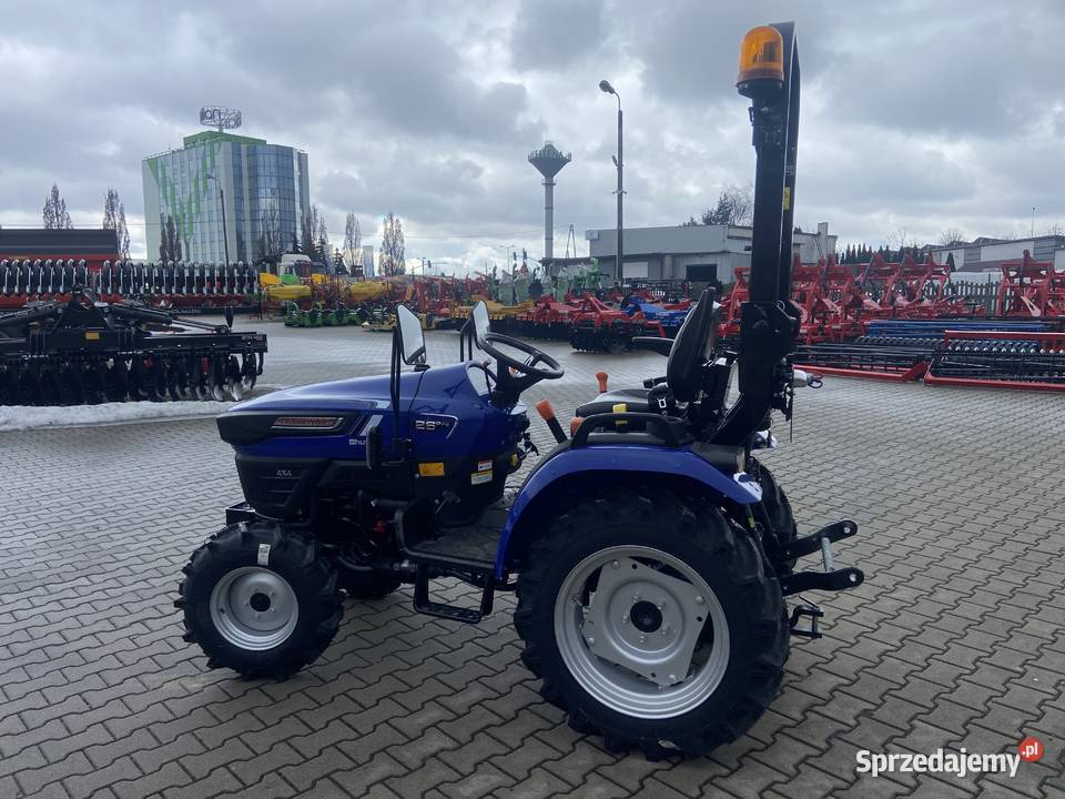 Ciągnik rolniczy FARMTRAC 26 4WD PRO Dostępny