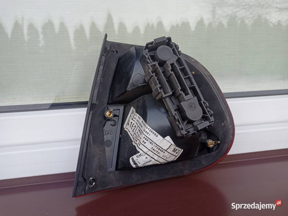 Seat Cordoba 1 I LIFT FL lampa tył tylna lewa w osobowe