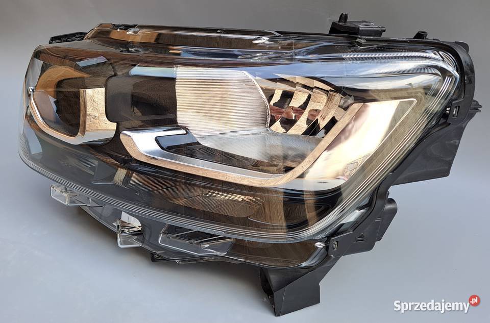 Lampa Prawa Toyota ProAce City Valeo Oryginał Motoryzacja Mielęcin