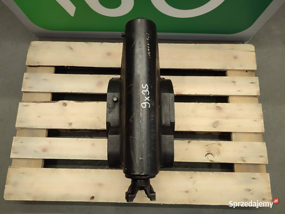Dyferencjał 11X35 MANITOU MLT 735 Wilkowo sprzedam