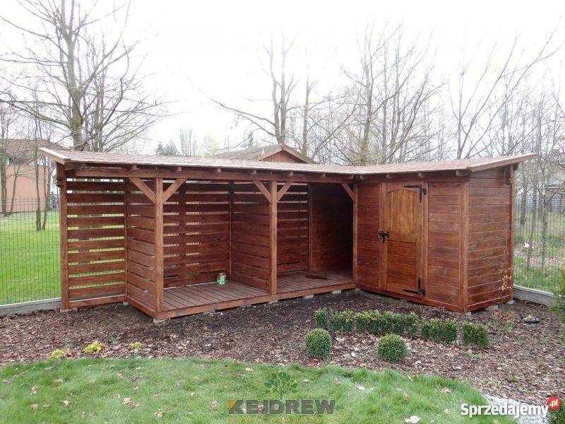 Domek z dwiema małymi drewutniami Pamela Piła Pierwsza