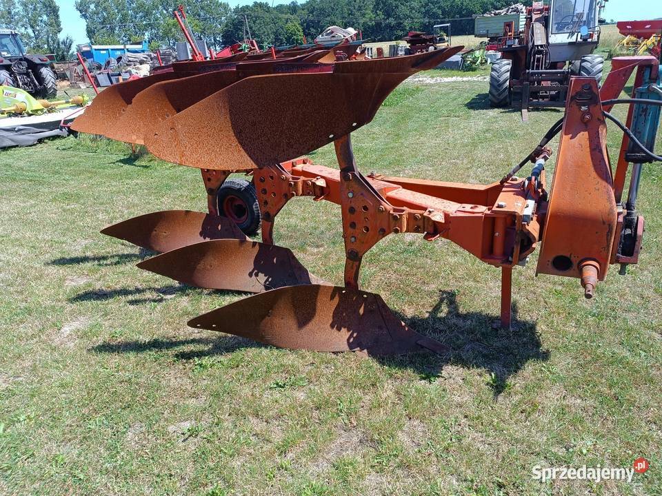 pług obrotowy Kverneland 3 skibowy Borzęciczki