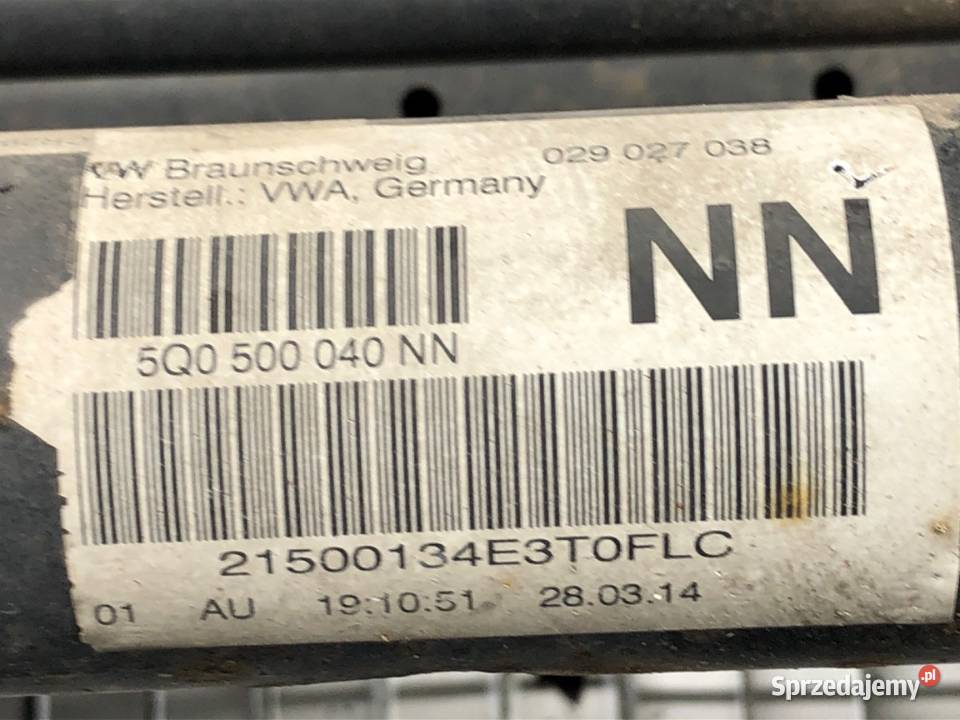 BELKA TYŁ VW GOLF VII Hatchback TYLNA