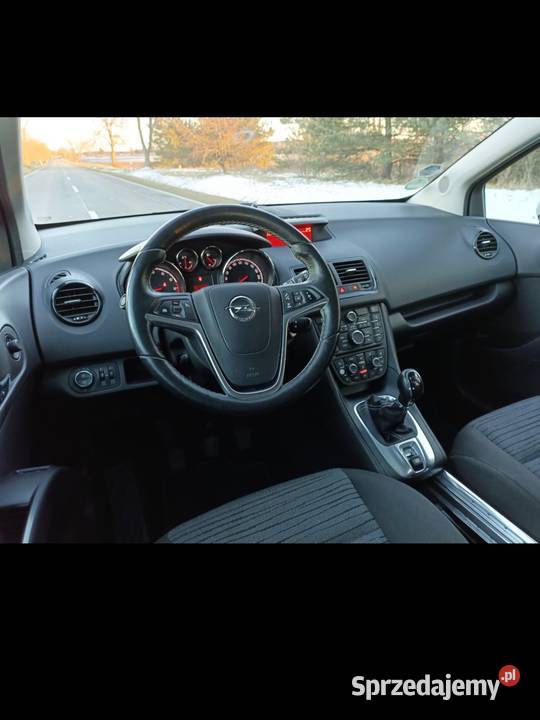 Sprzedam Opel Meriva B 2015r benzyna 14 turbo Motoryzacja Zielona Góra