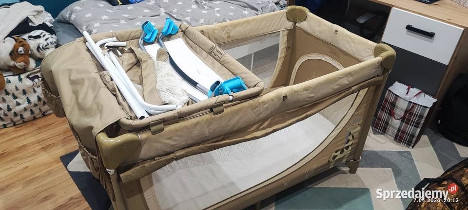 Łóżeczko turystyczne płozy przewijak materac Siewierz