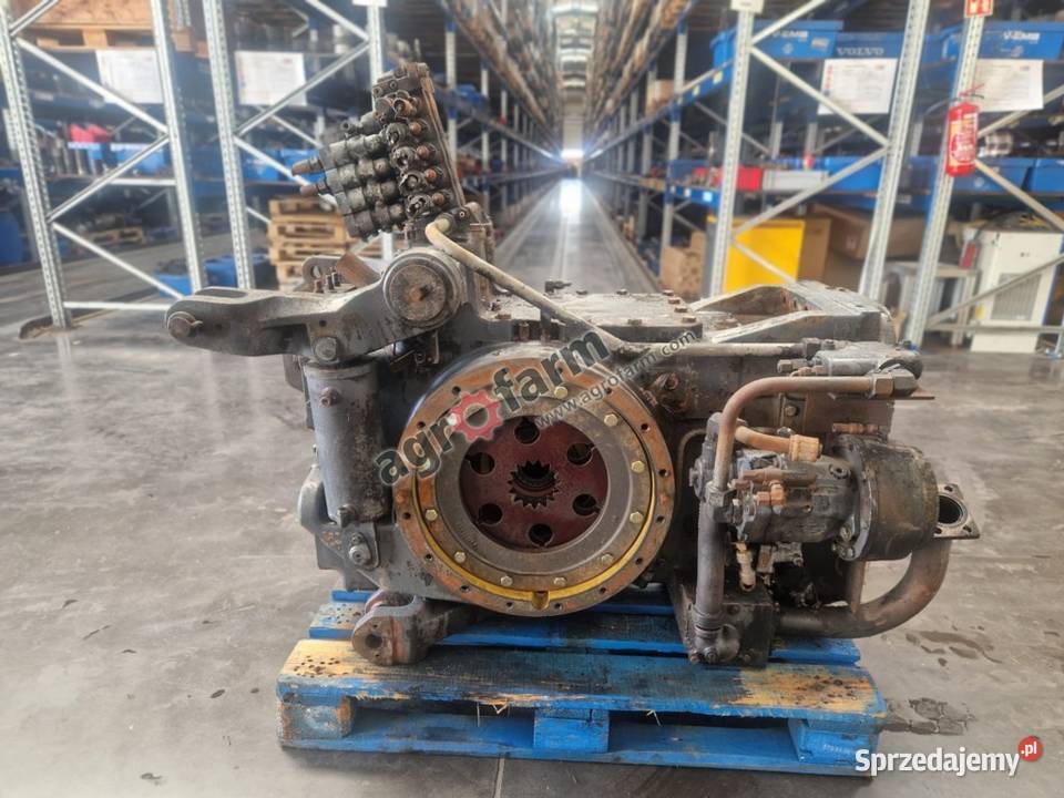 Tylny most Holland 8770 8970 8670 G210 Byków