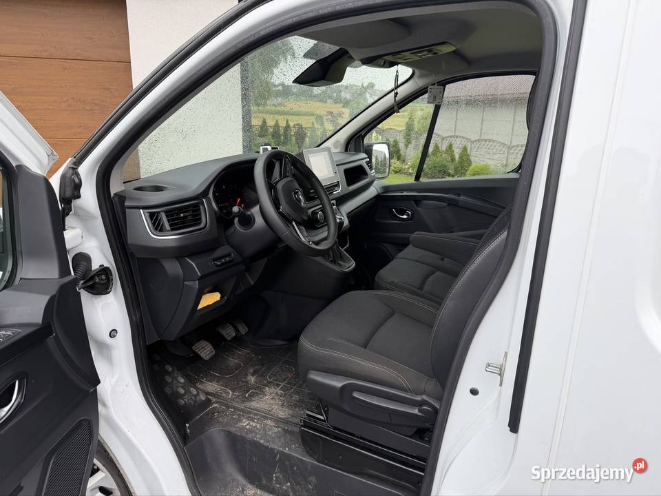 Renault Trafic 20 2023 grudzień Kielce