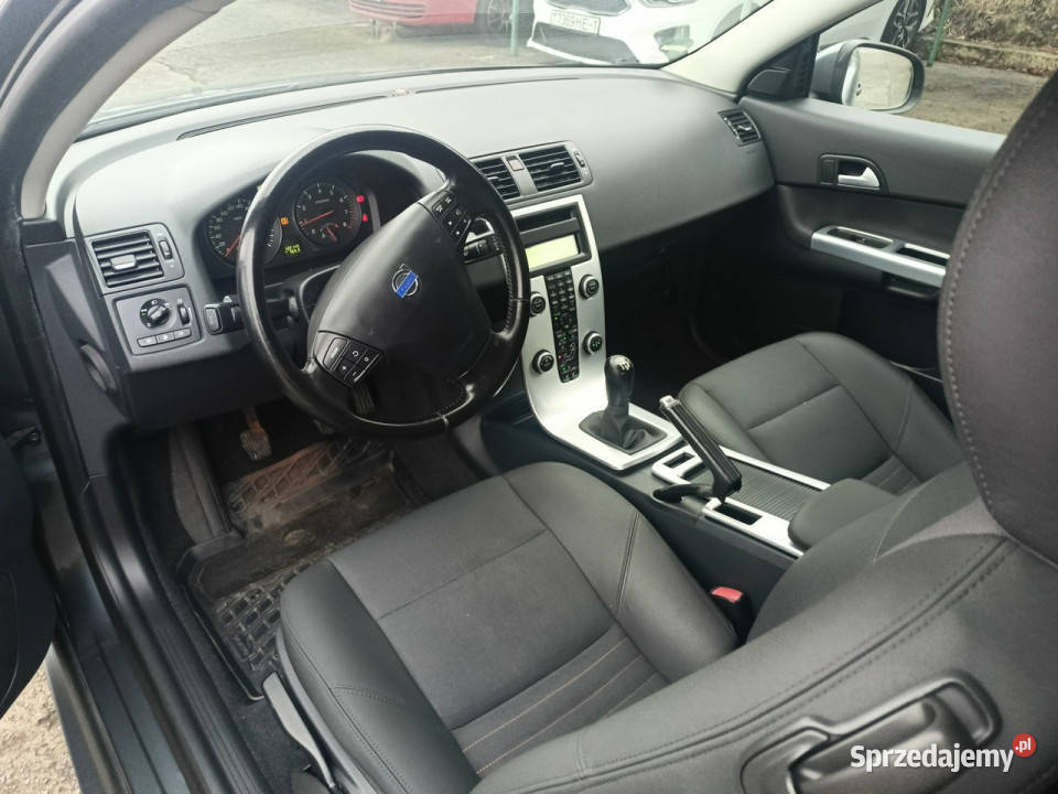 Volvo C30 zadbane niski przebieg jeden 122149km