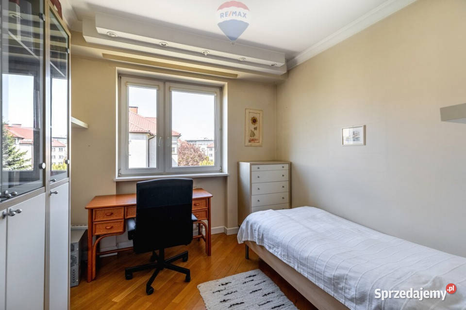 10 min piechotą Parku Szczęśliwickiego