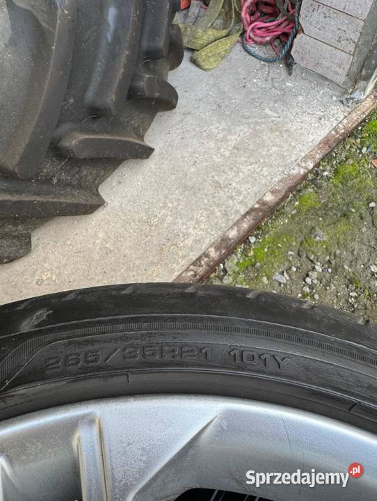 Felgi Audi A8 S8 21 z oponami letnie Świecie