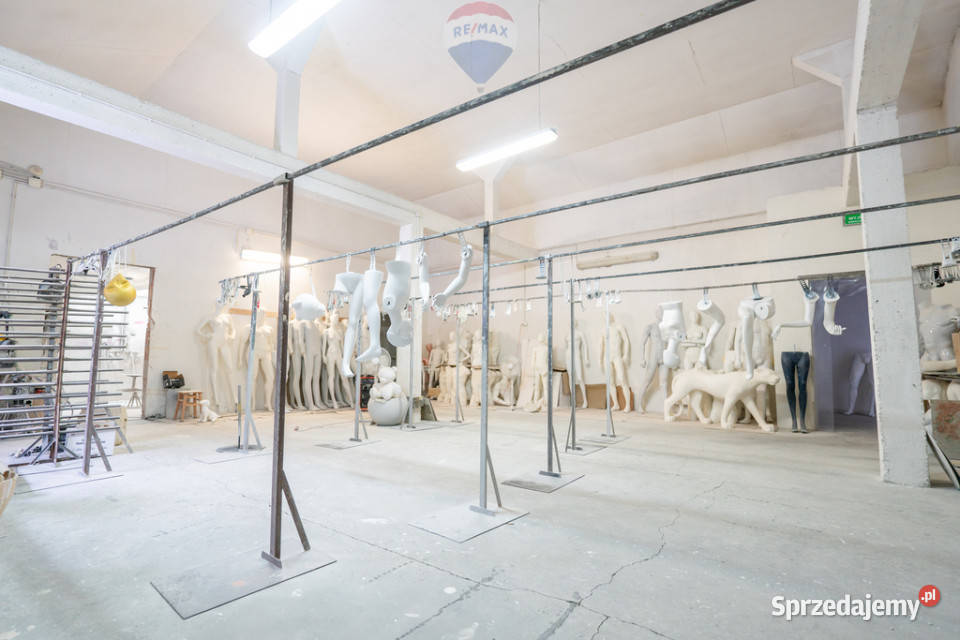 Nieruchomość Przemysłowa Fabryka Manekinów 761.6m2 Radziszów