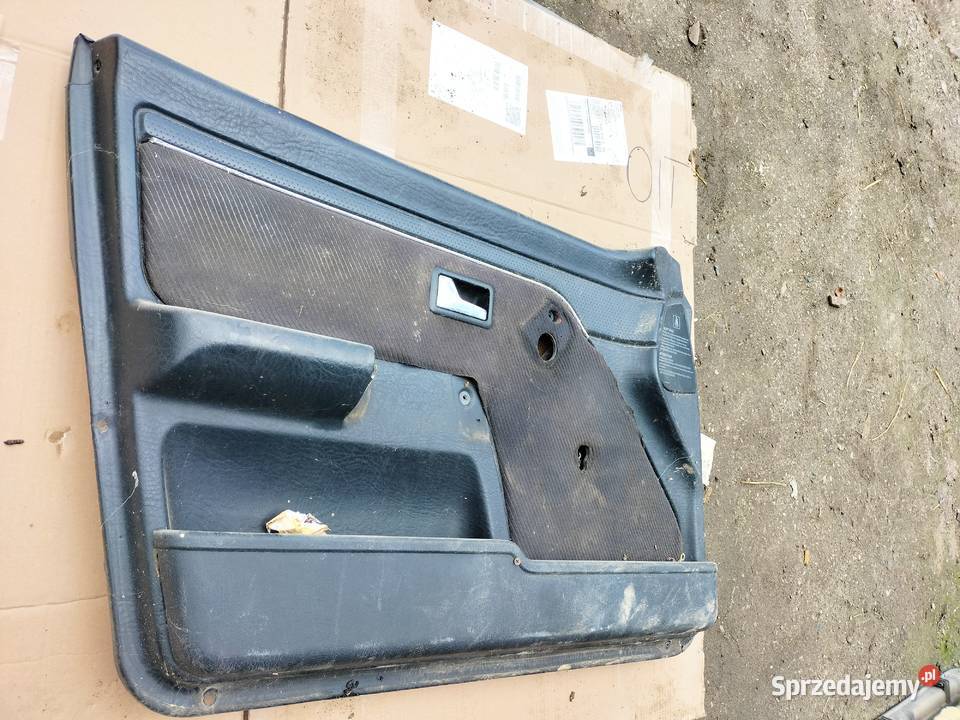 AUDI 80 B3 80B3 80B4 80 B4 BOCZEK DRZWI LEWY osobowe Pozostałe