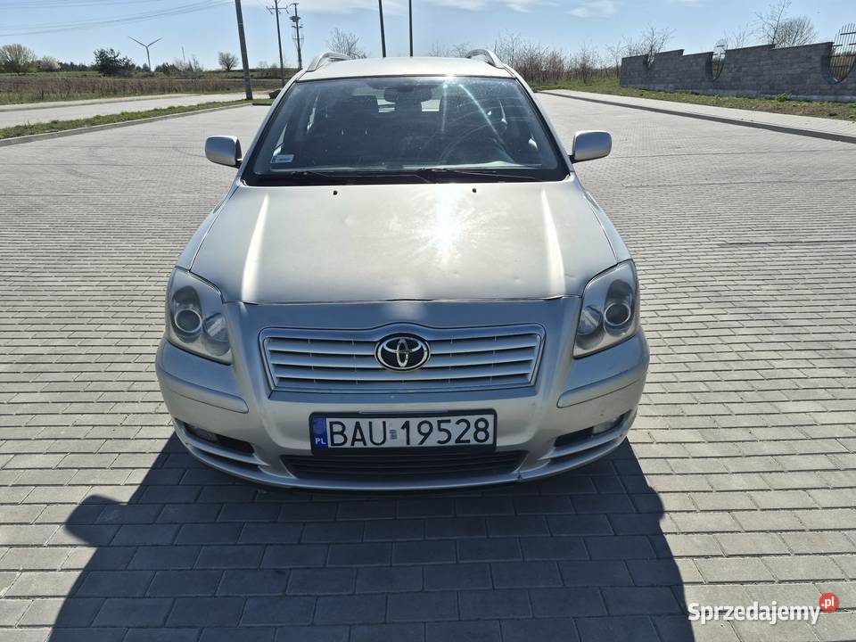 TOYOTA AVENSIS sprawna z hakiem manualna Avensis Grajewo