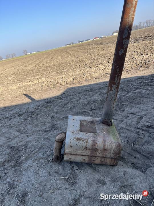 Maska Renault 10654 pokrywa górna maski schody Kabina i karoseria Chwałkowo
