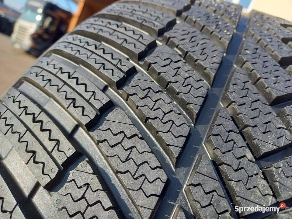 Opona nowa zimowa 29535R19 BRIDGESTONE BLIZZAK Opony podlaskie Zaścianki
