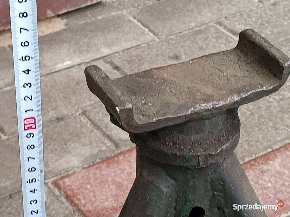 Wojskowa ruchoma podpora kobyłka samochodowa 6T Rzeszów