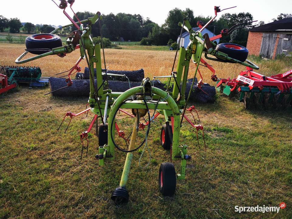 Przetrząsarka przewracarka Claas Volto450H Zgrabiarki i przetrząsacze Piotrków Trybunalski