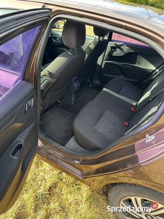 Peugeot 301 16 lpg salon Polska ładny bliźniak Janówka