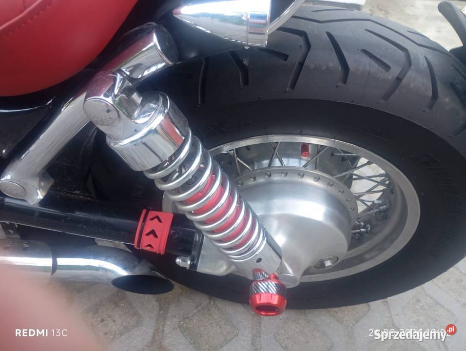 Suzuki VS 1400 Intruder Motocykl 14 przebieg 19 czerwony Suzuki Szczecin sprzedam