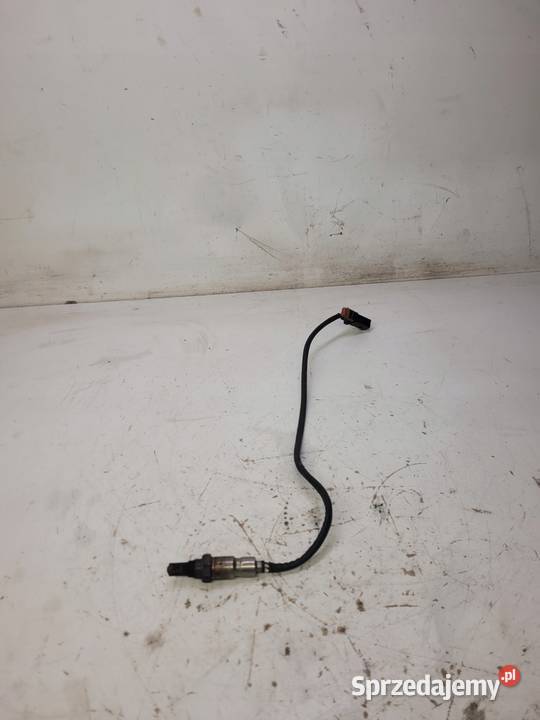 CZUJNIK TEMPERATURY SPALIN AUDI A4 A5 8W0906265D Przystajń