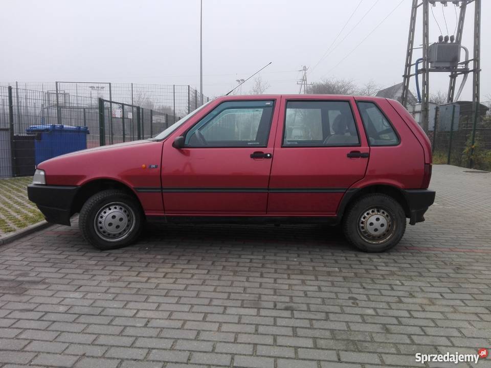 FIAT UNO 17 DS Diesel o małym przebiegu garażowany Płock sprzedam