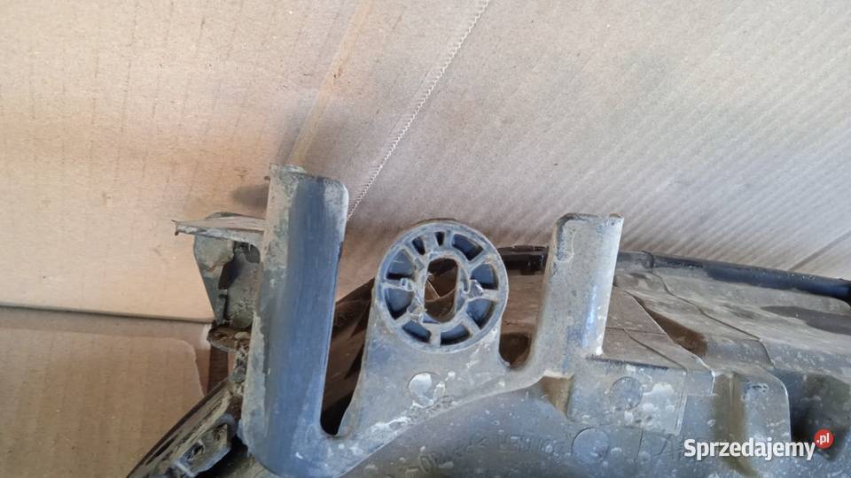 RENAULT SCENIC I RX LAMPA PRZÓD PRAWA EU osobowe wielkopolskie Zbierkowo