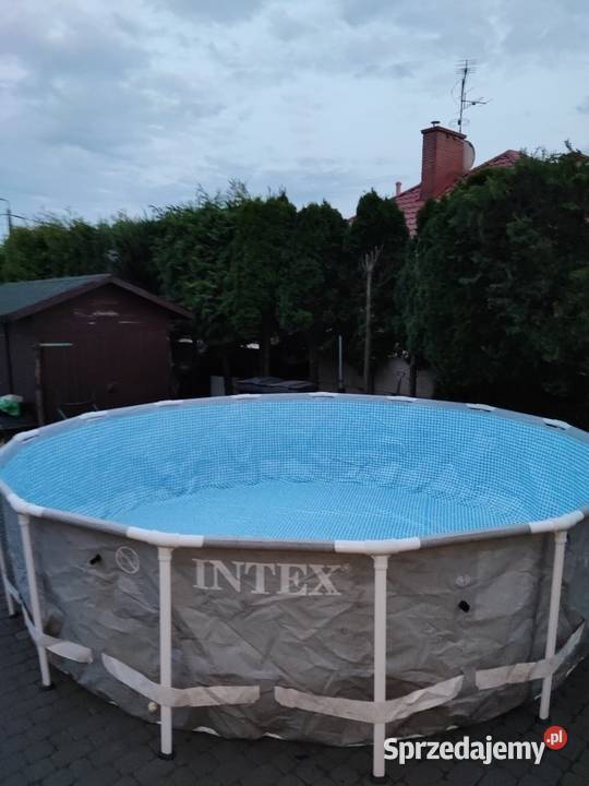 Sprzedam duży basen na stelażu INTEX Baseny Kutno