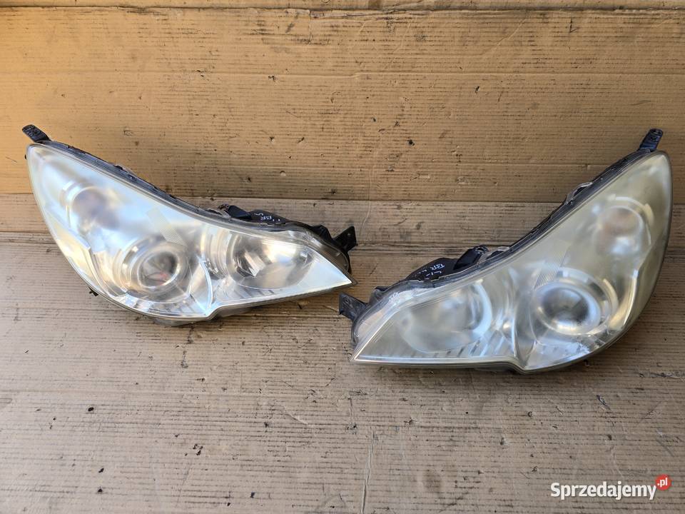 Subaru Outback IV BR lampa reflektor przód xenon osobowe Części samochodowe Legnica