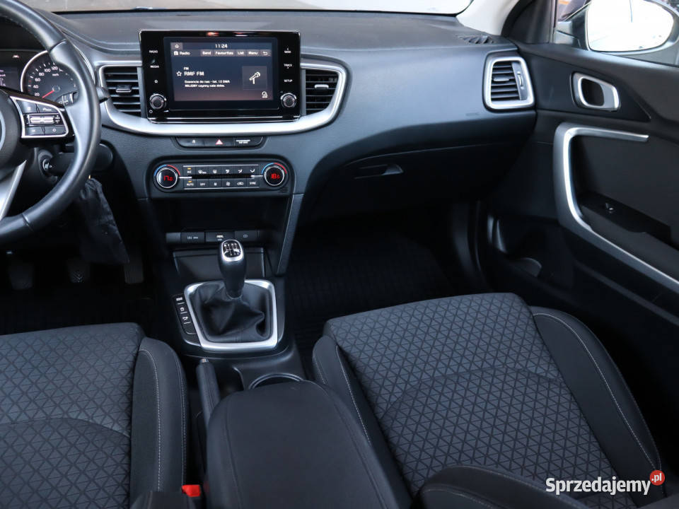 Kia Ceed 16 CRDi MHEV Bielany Wrocławskie