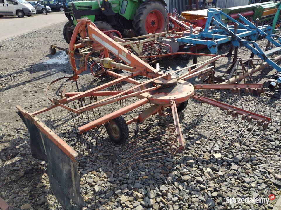 Zgrabiarka Fahr KS85DN przetrząsarko zgrabiarka